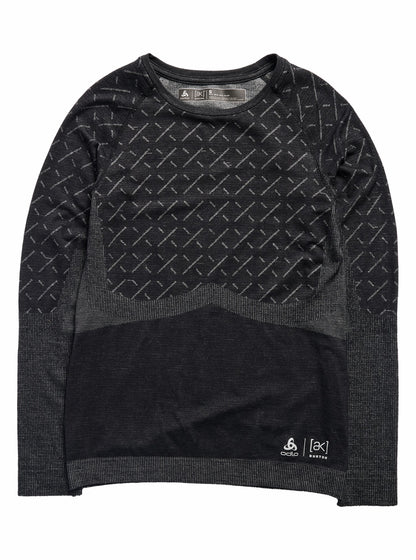 True Black / Gray Cloud,XS
