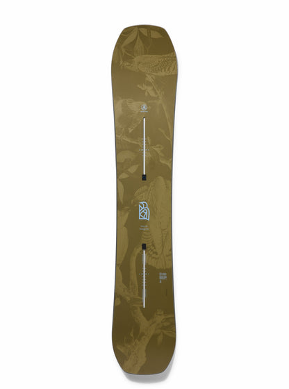Burton Family Tree Hometown Hero Camber Snowboard 2026 - Burton
